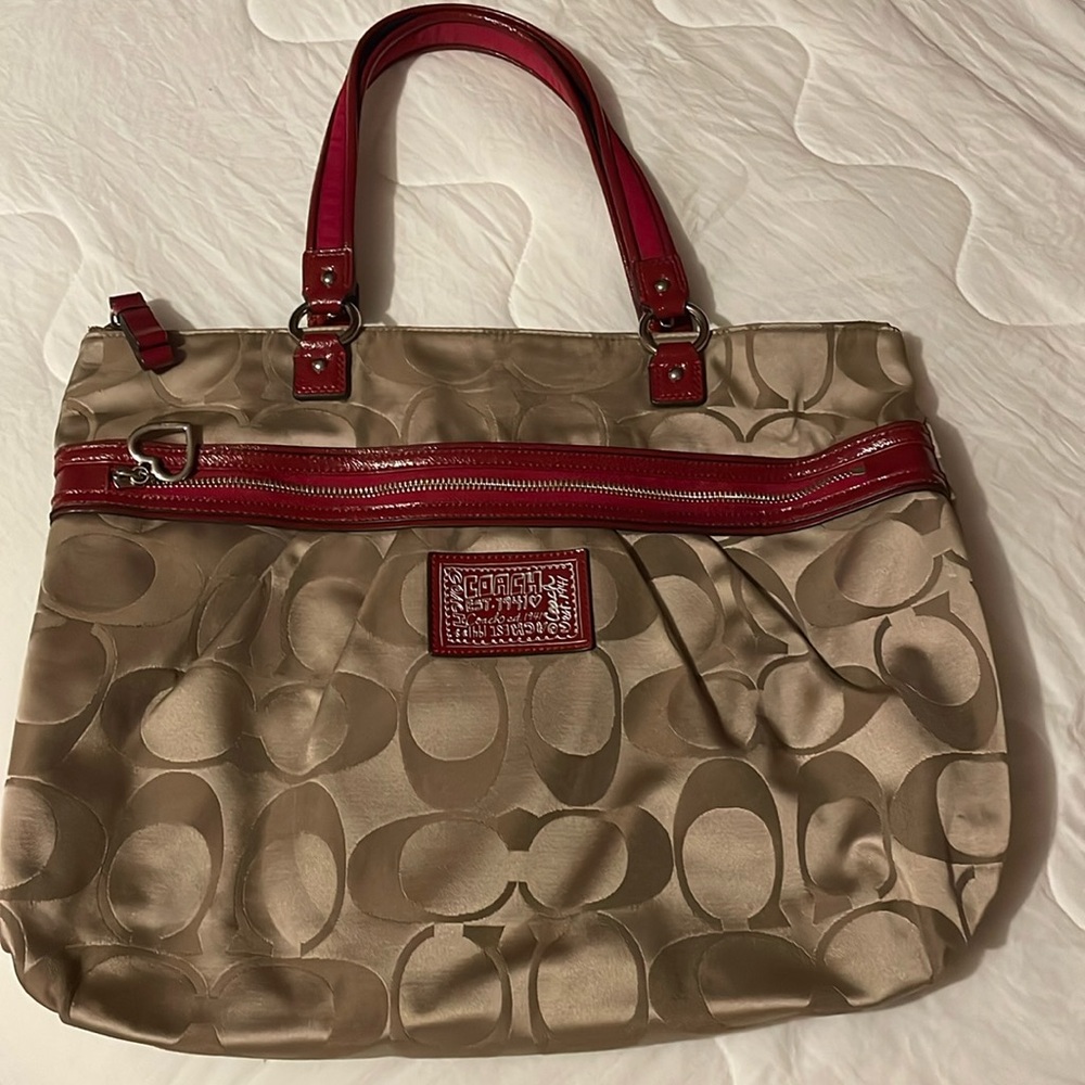 Large Coach Poppy Collection Handbag.
